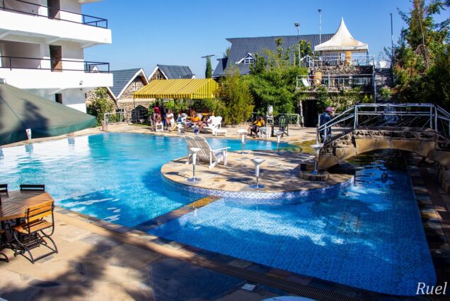 Lake Elementaita Nature Pebbles & Spa Suites